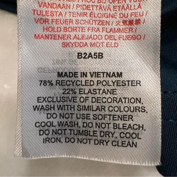 GYMSHARK High Waisted Training /Bike Shorts in Teal Size SMALL NWOT - Picture 6 of 9